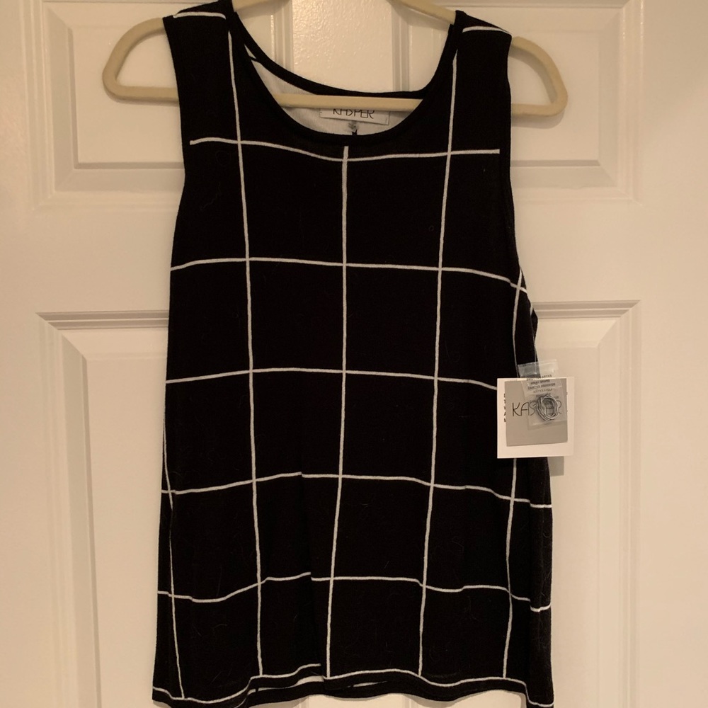 Checkered tank